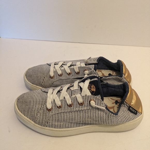 Roxy Crews Court Sneakers Sz. 8.5 - Picture 1 of 6